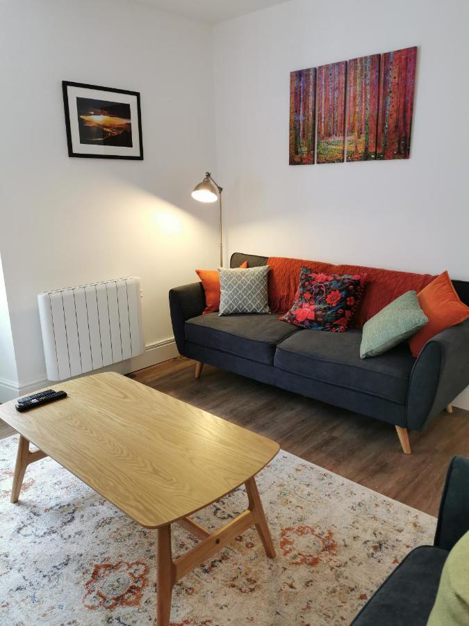 Eldon Row - Stylish Character Apartments - Central Location 1 & 2 Bed Available Dolgellau Exteriér fotografie