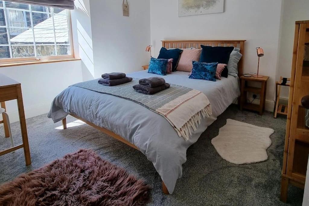 Eldon Row - Stylish Character Apartments - Central Location 1 & 2 Bed Available Dolgellau Exteriér fotografie