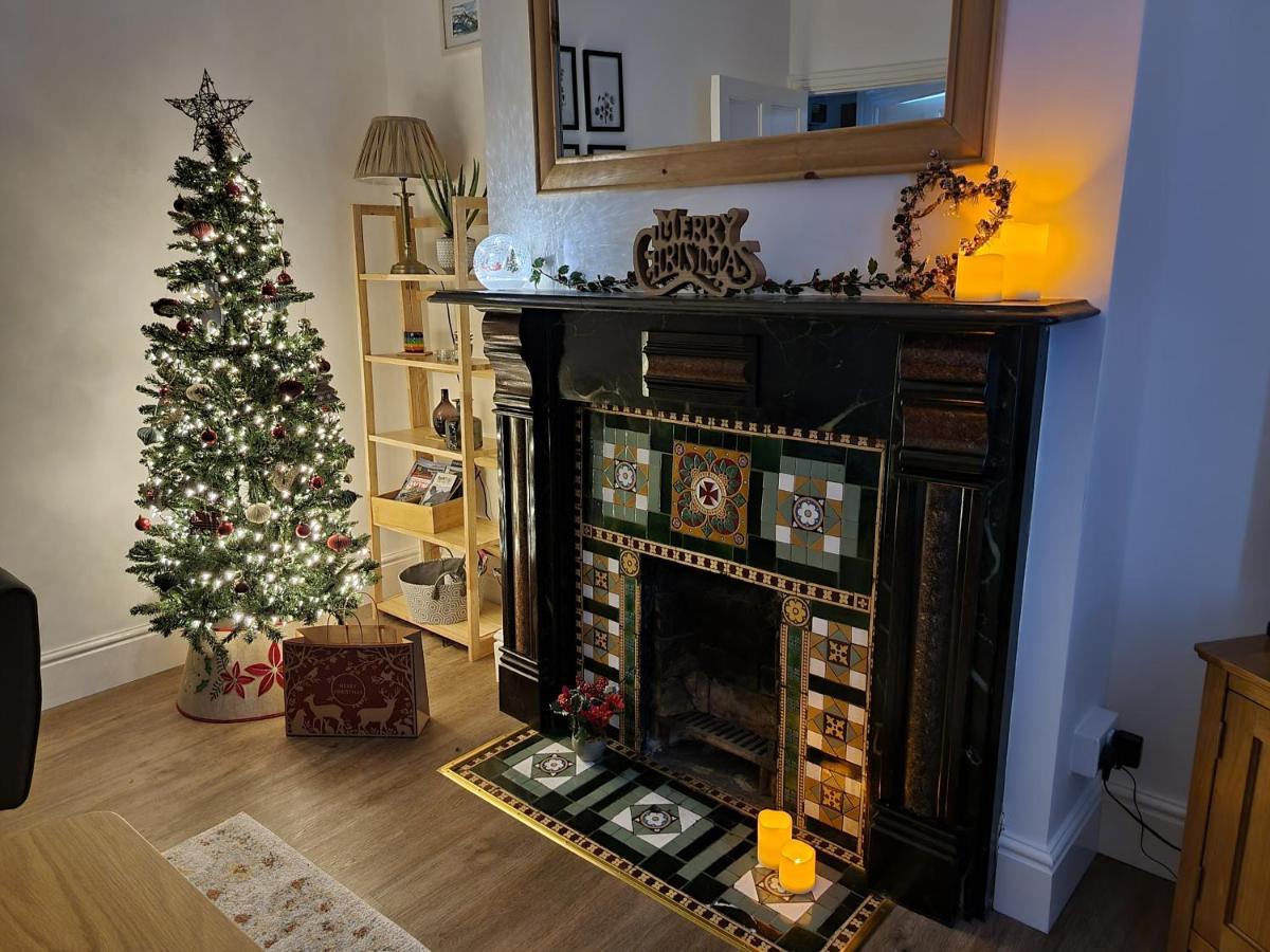 Eldon Row - Stylish Character Apartments - Central Location 1 & 2 Bed Available Dolgellau Exteriér fotografie