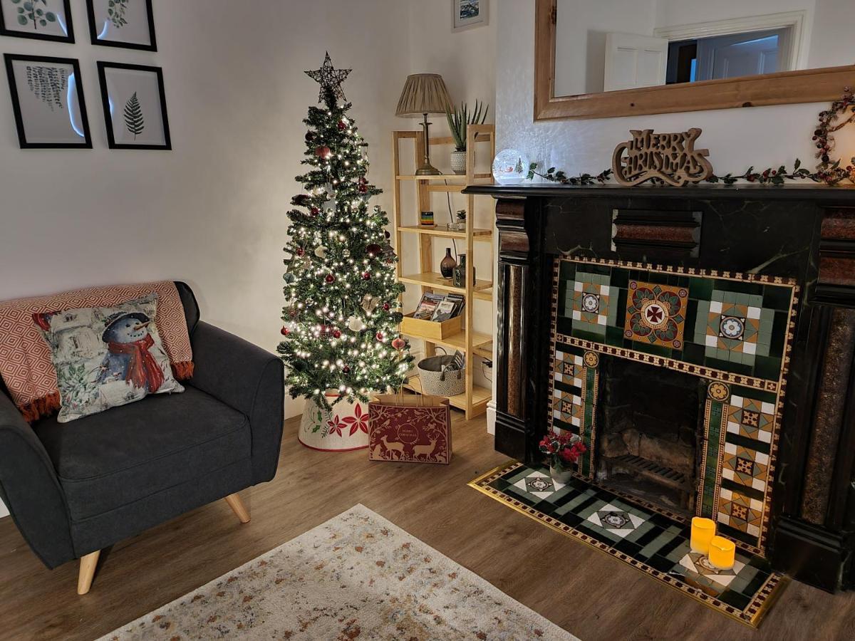 Eldon Row - Stylish Character Apartments - Central Location 1 & 2 Bed Available Dolgellau Exteriér fotografie